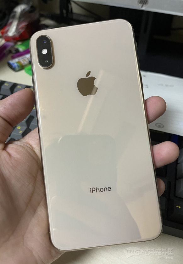 韩国版苹果max和中国版俄罗斯iphone13视频-第2张图片-太平洋在线下载